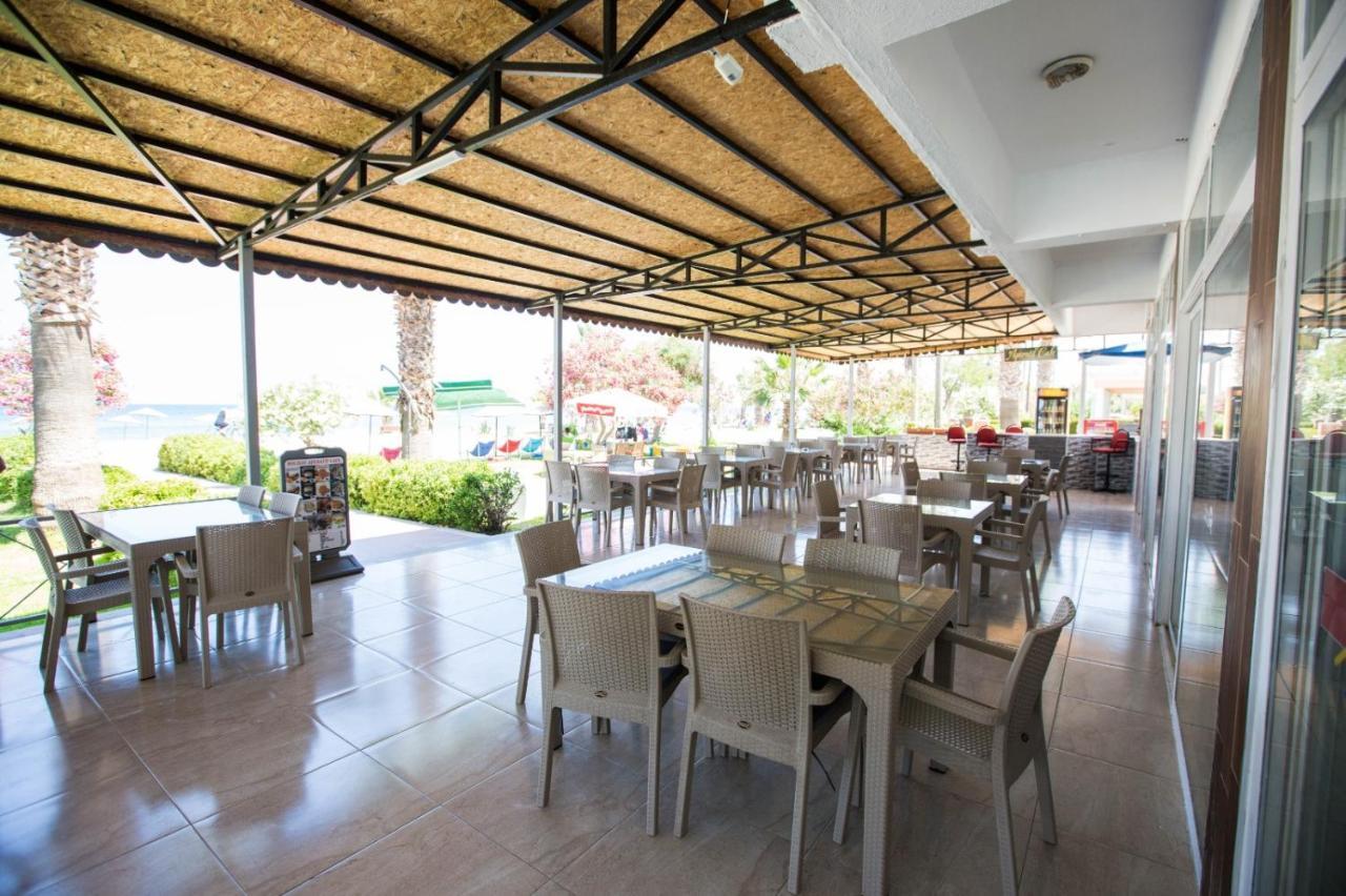 Holiday Hotel Kusadasi Bagian luar foto