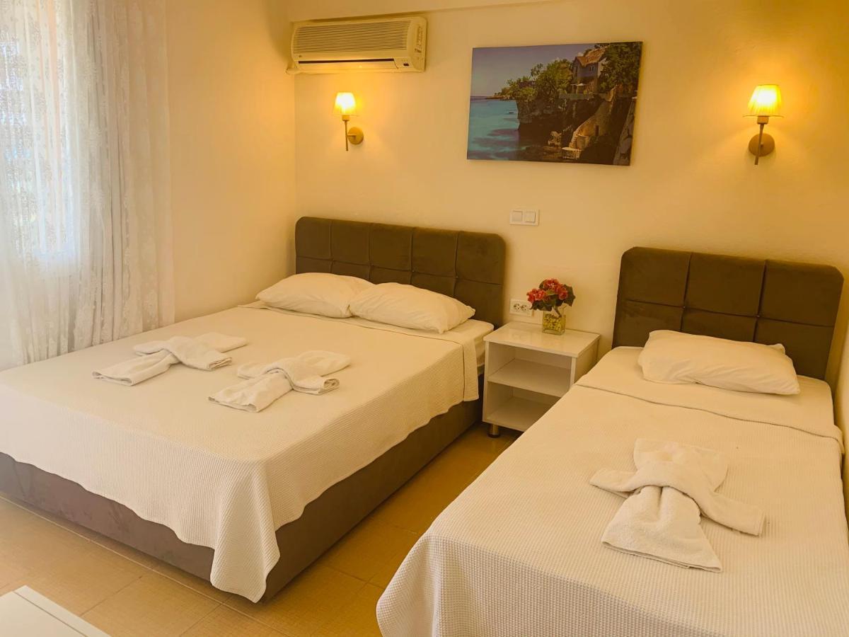Holiday Hotel Kusadasi Bagian luar foto