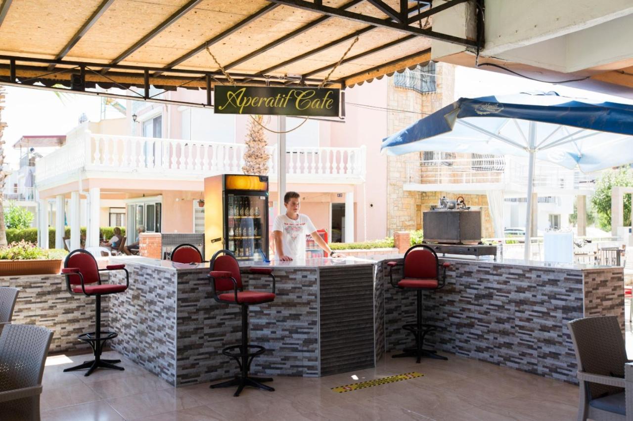 Holiday Hotel Kusadasi Bagian luar foto