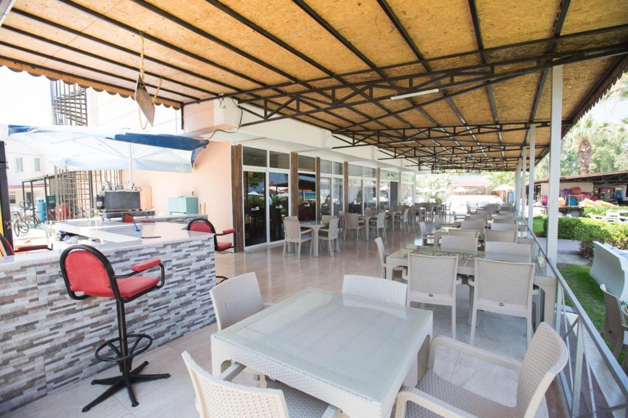 Holiday Hotel Kusadasi Bagian luar foto